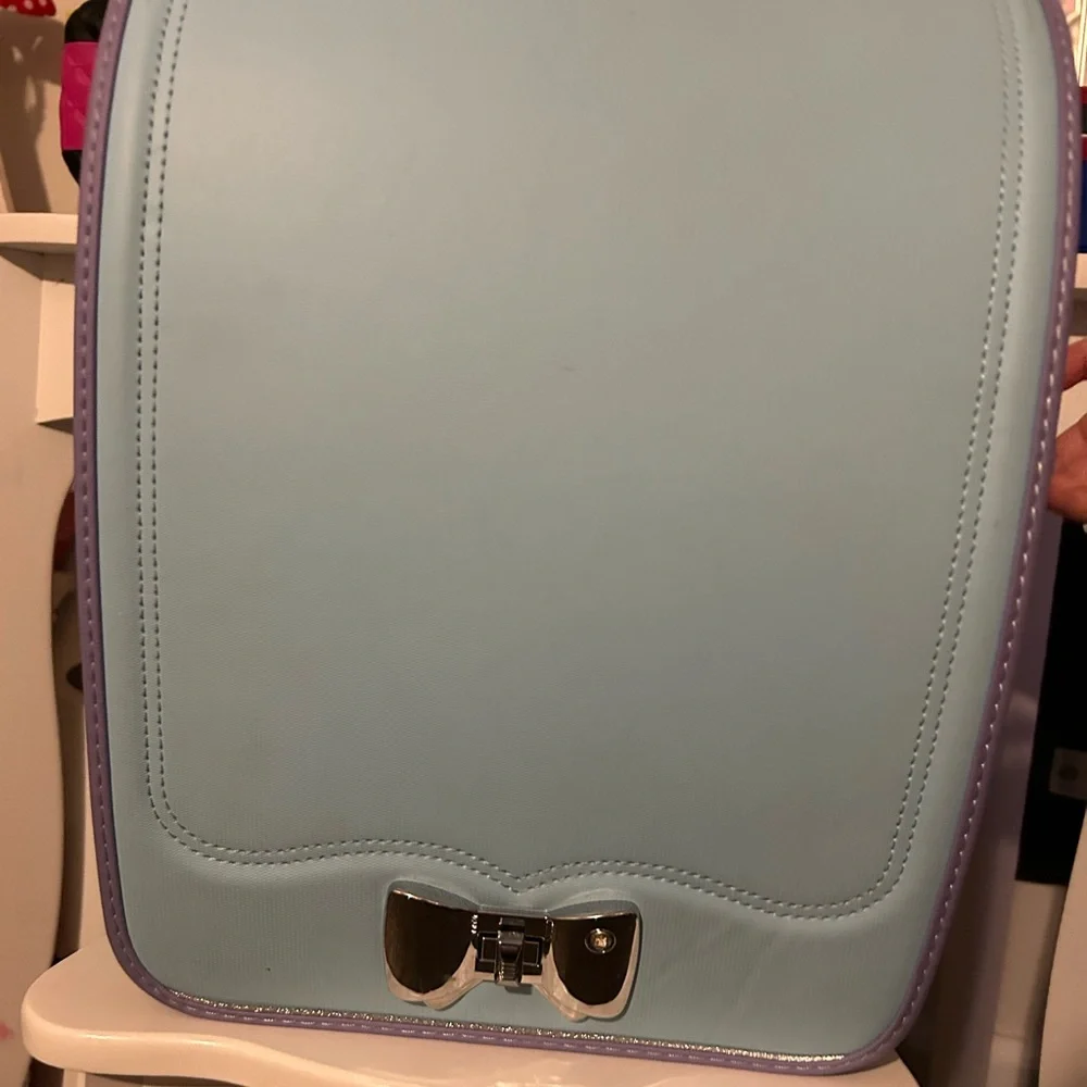 Backpack - Picture 7 of 8